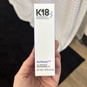 Biomimetic Hairscience AirWash Dry Shampoo - White